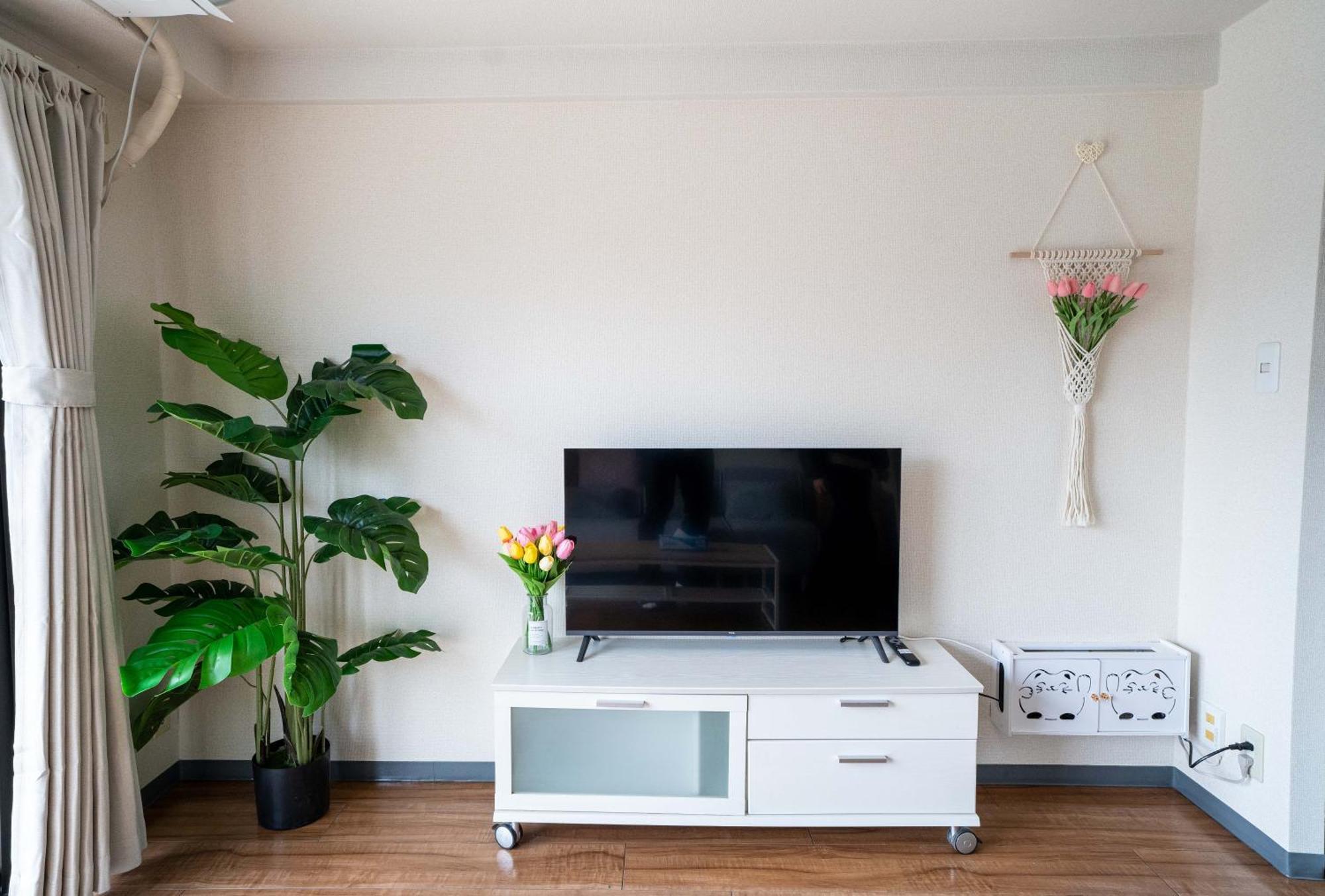 6th Floor 602 With Elevator, 700 Meters Walk From Nishi-shinjuku Gochome 4 Minutes To Shinjuku, 75 Square Meters 30 Square Meters Of Large Balcony